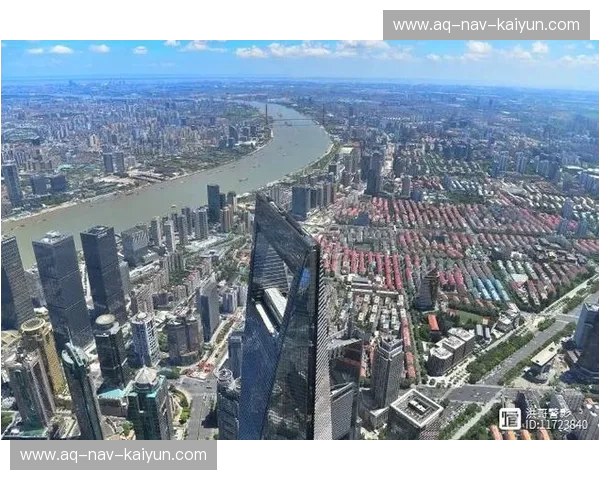 魔都红白夜：当安联霸气遇上北伦敦艺术，上海滩的巅峰豪门回响